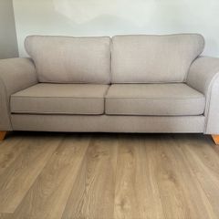 3 seater, 1 seater, 2 foot stools