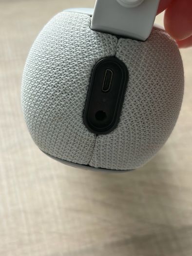 Libratone speaker