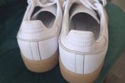 womens trainer