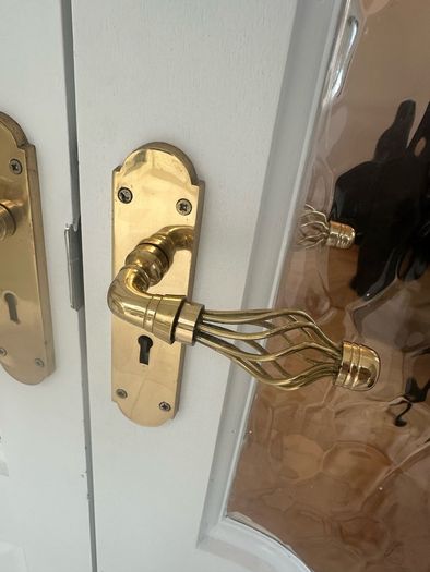 Double doors & door frame