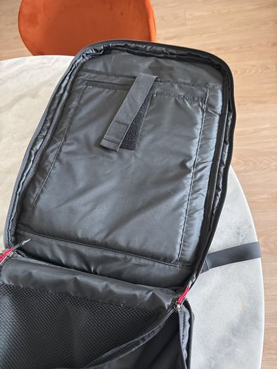 Tomtoc 40l backpack black