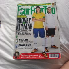 Football Mag - Four Four Two 2013 Neymar & Rooney cover