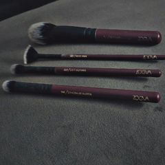 zoeva opulence brushes.