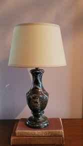 Vintage marble tablelamp