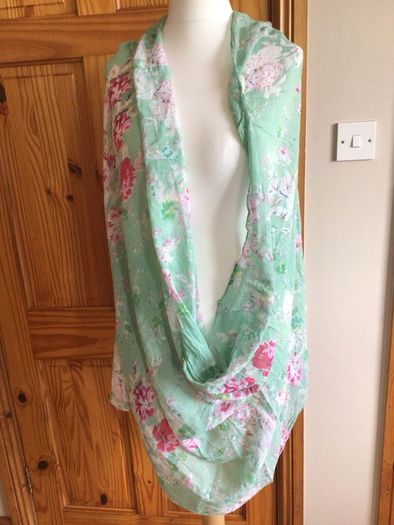 Beautiful Pastel Green Floral lightweight Snood Scarf