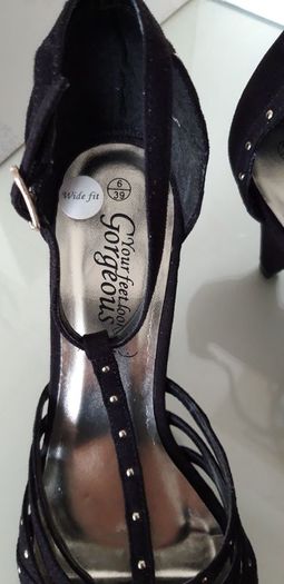 Ladies Sandals