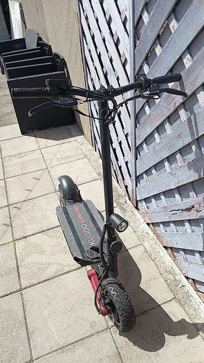electric scooter