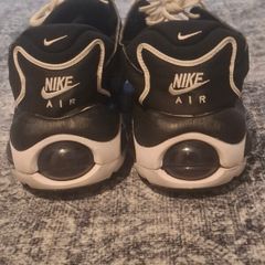 Nike Air TWs Size 11 Black and Grey