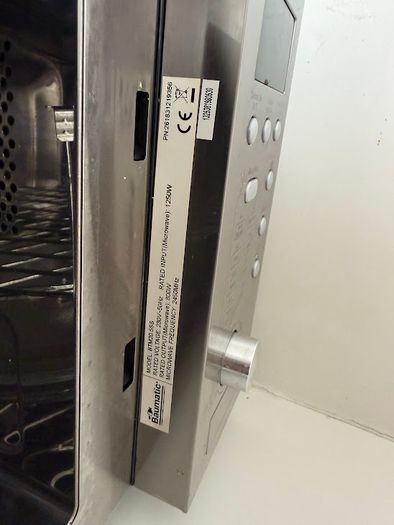 Baumatic Microwave Oven - BTM20.5SS