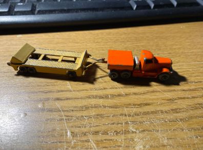 Matchbox Prime Mover with trailer 1955