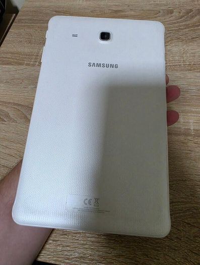 Samsung Galaxy Tab E 9.6 (3G/Cellular) released in 2015