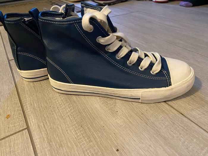 kids shoes, ladies shoes
