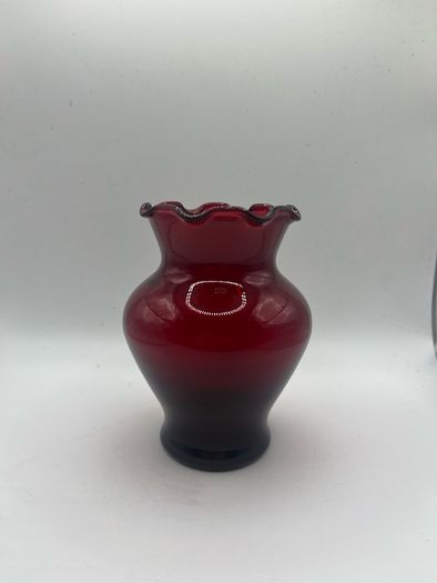 1940s Vintage Anchor Hocking Royal Ruby Red Glass Vase