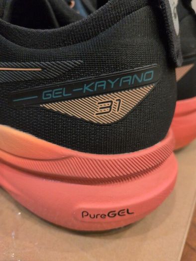 Asics Gel Kayano 31 - UK 10.5, EU 46
