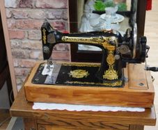 Vintage Singer Hand-Crank Sewing Machine