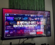 samsung 43 inch Q LED 4K tv