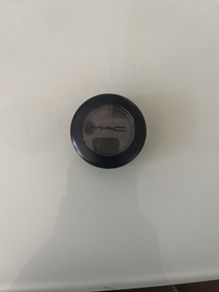 MAC eyeshadow 90%new