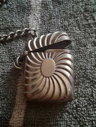 vintage vesta case