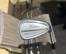 Golf irons set