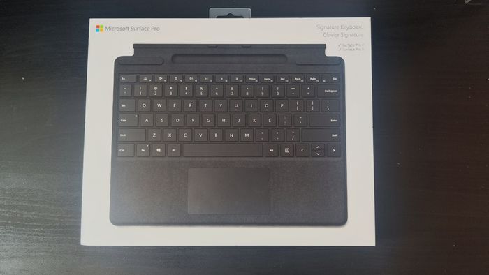 Microsoft Surface Pro 9 i5 8GB 256GB + Slim Pen + Boxed