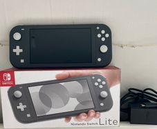 Nintendo Switch Light