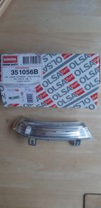 Passenger wing mirror indicator light. Brand New, never used.