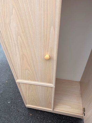 wardrobe