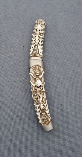 Tanto knife