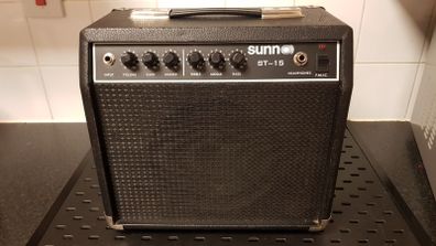 Sunn Guitar Amp (15 watts)