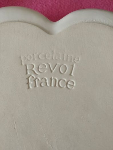 2 xRevol France Ovenware
