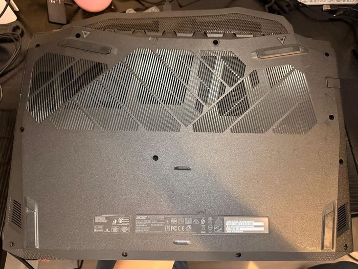 Gaming Laptop Acer Nitro 5 RTX 2060 i7 16GB 1TB SSD 17.3" 120Hz