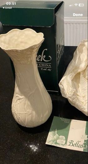 Belleek  10.25 inch tall  Daisy Vase  in original box