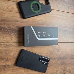 Samsung S26 Ultra 512gb + Cases