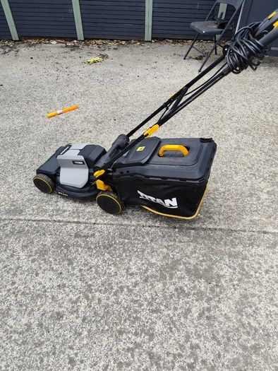 Electric Lawnmower and Strimmer (Titan)