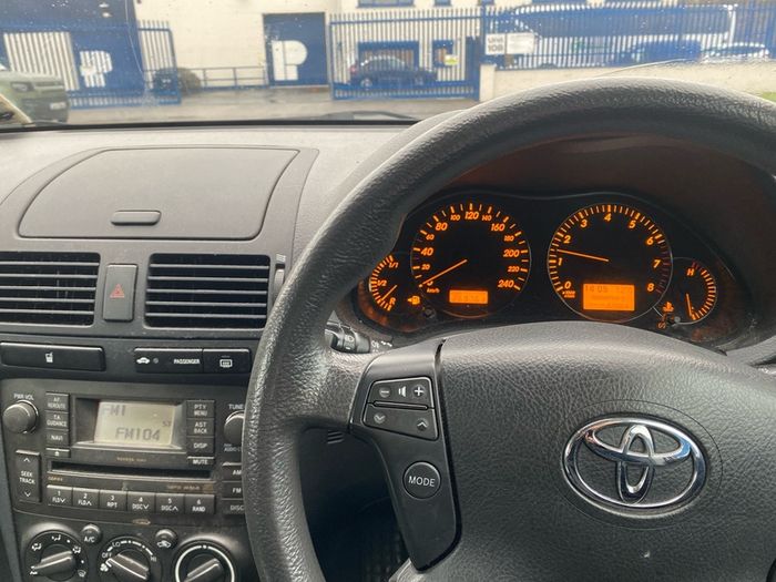 2007 Toyota Avensis