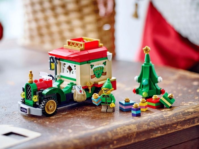 Lego Santa's Delivery Truck 40746