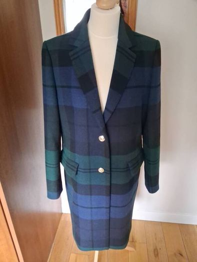 Stunning Wool Coat by Tommy Hilfiger 12