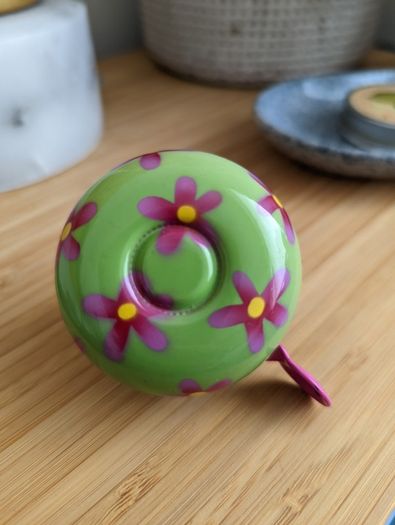 Pylones bicycle bell