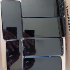 6 Mobile Phones for parts or repair, not powering on
