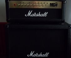 A Marshall Mg 100fxhead And 4x12 Cab