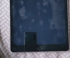 Ipad A1566 Locked