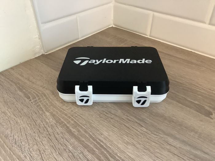 Taylormade gold ball holder (Free Delivery)