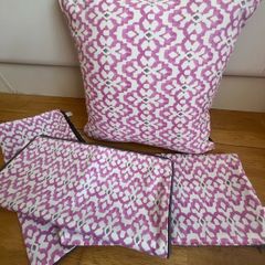 Cushion covers x4