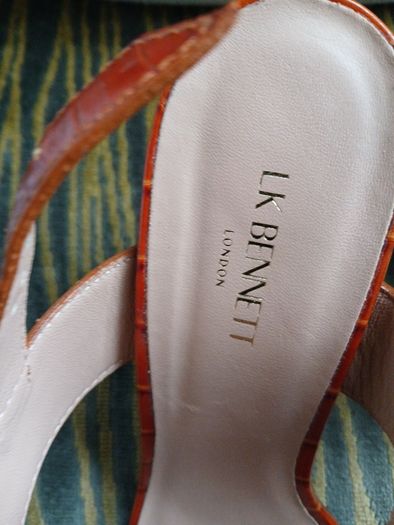 Ladies  Lk bennett  new size 38 uk 5 beautiful sandles classic