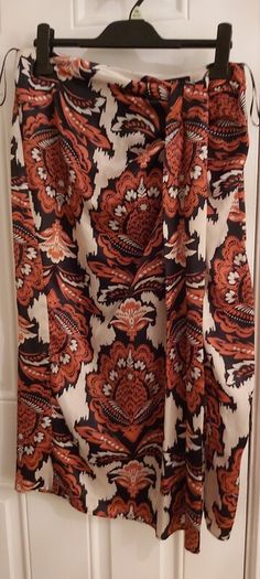 Ladies skirt