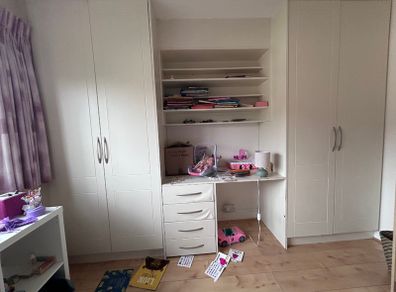 White Fitted Bedroom Wardrobes with Desk & Shelving