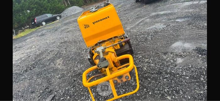 JCB  roller