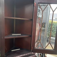 Corner display unit