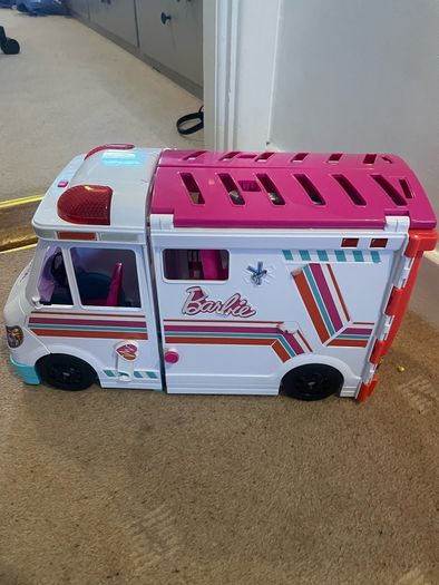 Barbie Dream House and Playsets