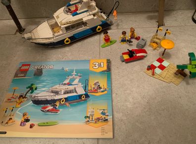 Lego creator retired set 31083